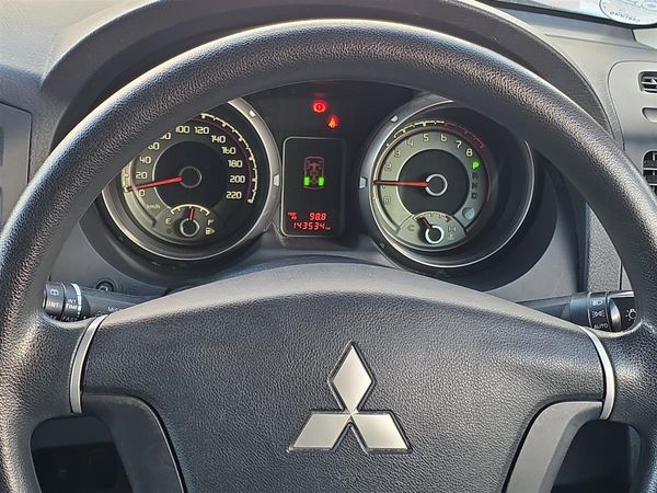 2013 Mitsubishi Pajero GR, LONG EXCEED, 4x4 Optional, 7 SEATS Carousel 18
