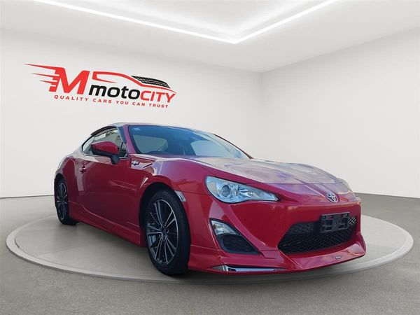2015 Toyota 86 G, Modellista Body kit