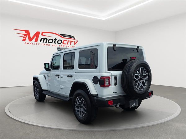 2022 Jeep Wrangler SAHARA UNLIMITED, RADAR CRUISE Carousel 4