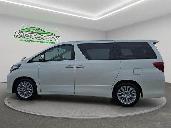 2012 Toyota Alphard Cruise control, Dark Interior Carousel 5