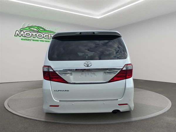 2012 Toyota Alphard Cruise control, Dark Interior Carousel 3