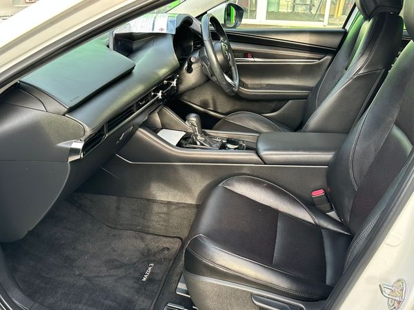 2019 MAZDA AXELA 3 Carousel 6