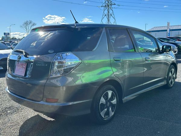 2012 HONDA FIR SHUTTLE