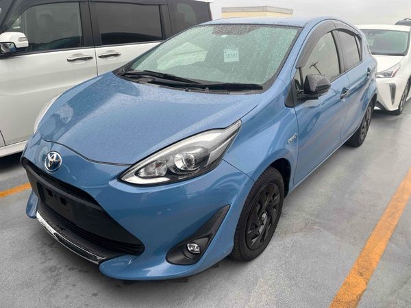 2019 TOYOTA AQUA G GRANPA