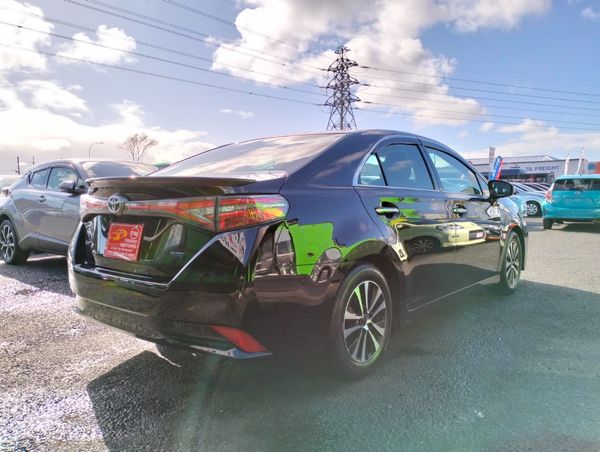 2015 TOYOTA SAI HYBRID Carousel 1