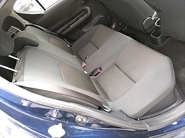 2017 TOYOTA AQUA S Carousel 4
