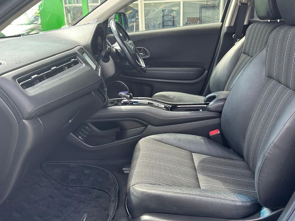 2017 HONDA VEZEL HV Z HSENSING Carousel 3