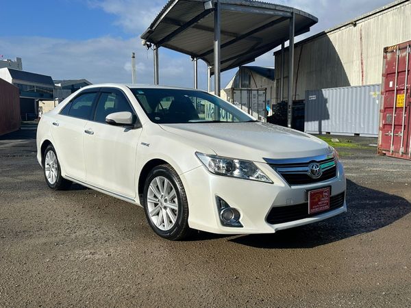 2014 TOYOTA CAMRY G Carousel 3