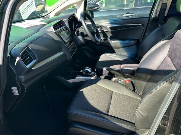 2018 HONDA FIT HYBRID L-PACKAGE Carousel 5