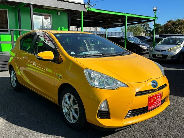 2013 TOYOTA AQUA G PACKAGE Carousel 5