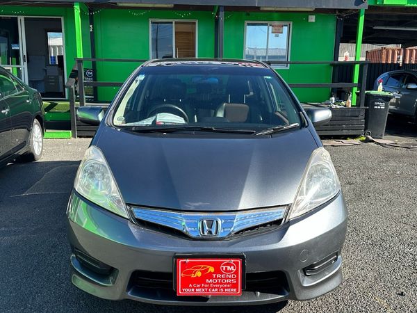2012 HONDA FIR SHUTTLE Carousel 3