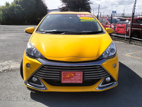 2014 TOYOTA AQUA G Carousel 1