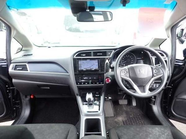 2019 HONDA FIT SHUTTLE HYBRID Carousel 1