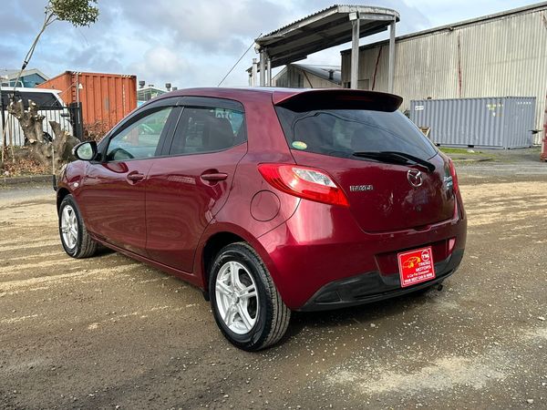 2012 MAZDA DEMIO 13-SKYACTIVE Carousel 4