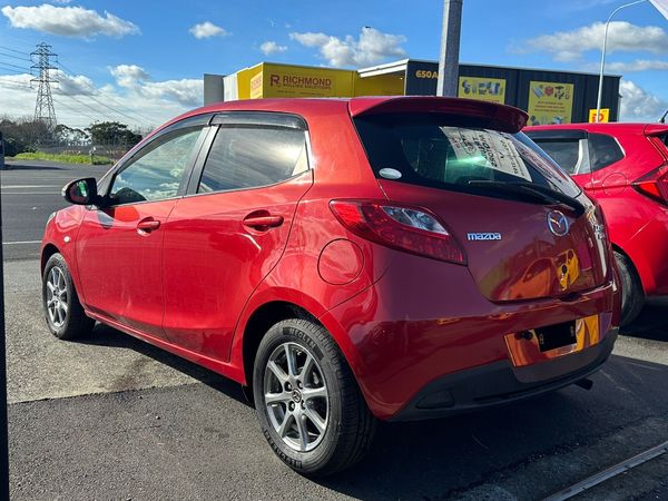 2013 MAZDA DEMIO 13-SKY A SHOOTING STAR Carousel 3