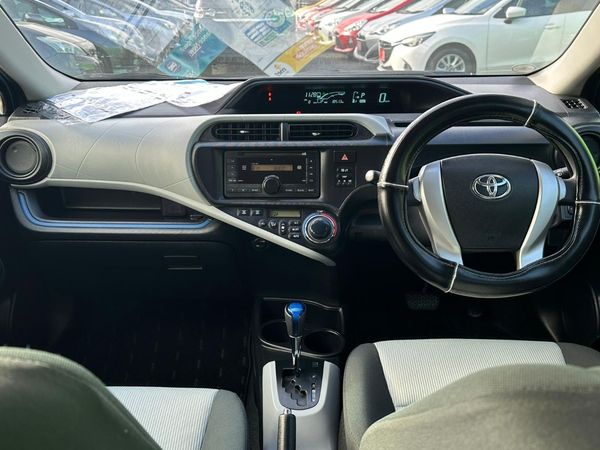 2014 TOYOTA AQUA S Carousel 8