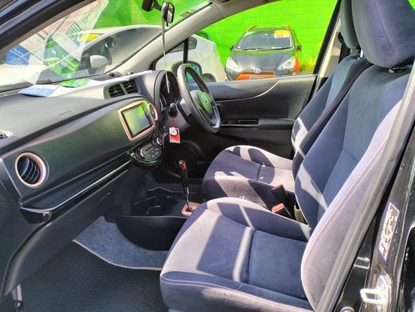 2013 TOYOTA VITZ F SMART S- TOP Carousel 5
