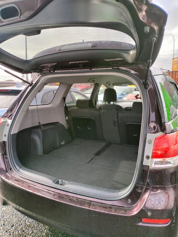 2010 TOYOTA WISH Carousel 7