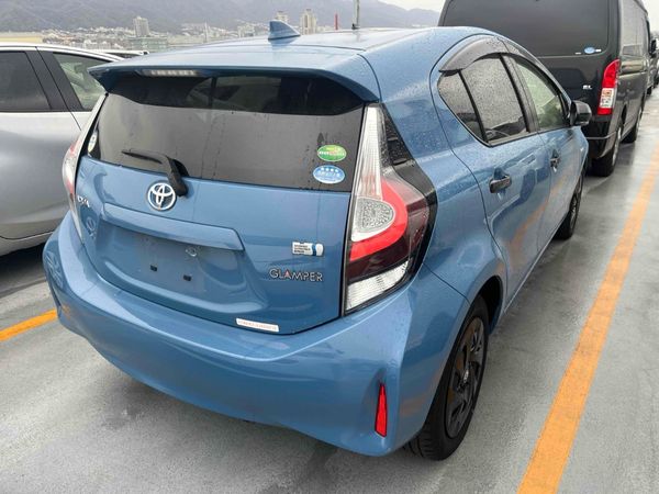 2019 TOYOTA AQUA G GRANPA Carousel 1