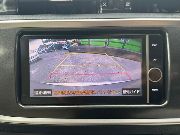2012 TOYOTA AURIS Carousel 7