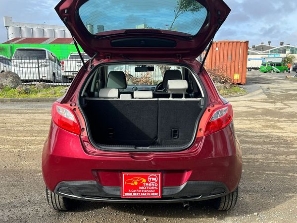 2012 MAZDA DEMIO 13-SKYACTIVE Carousel 9