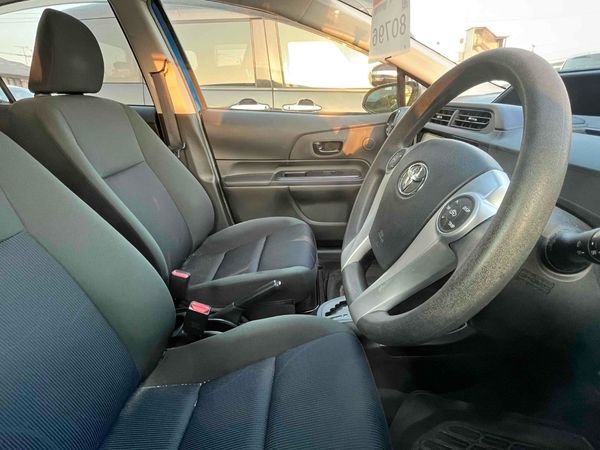 2016 TOYOTA AQUA S Carousel 2