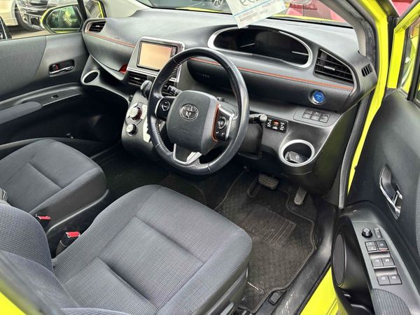 2016 TOYOTA SIENTA G HYBRID Carousel 4