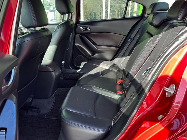2018 MAZDA AXELA HYBRID S-L PACKAGE Carousel 6