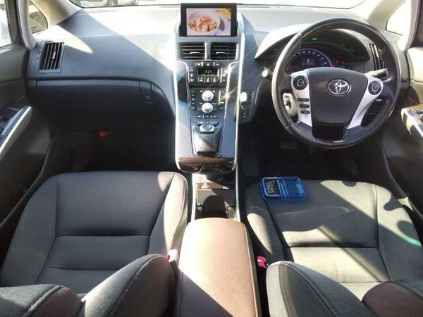 2015 TOYOTA SAI G Carousel 2