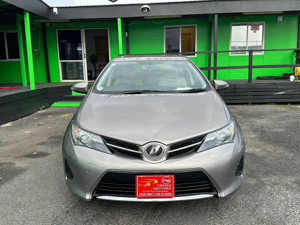 2012 TOYOTA AURIS