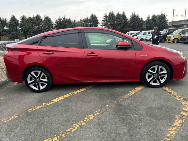 2016 TOYOTA PRIUS 5D S TOURING Carousel 4