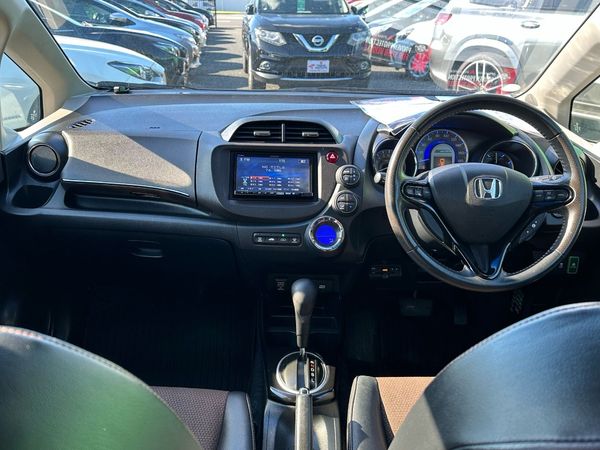 2012 HONDA FIR SHUTTLE Carousel 7