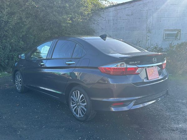 2018 HONDA GRACE HYBRID EX SENSING Carousel 4
