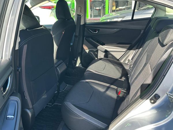 2017 SUBARU IMPREZZA G4 EYESIGHT Carousel 7