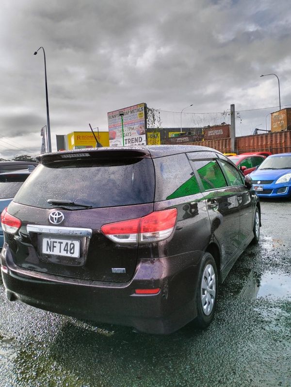 2010 TOYOTA WISH Carousel 2