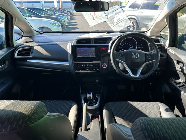 2018 HONDA FIT HYBRID L-PACKAGE Carousel 6
