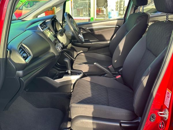 2014 HONDA FIT 13G PACKAGE Carousel 7