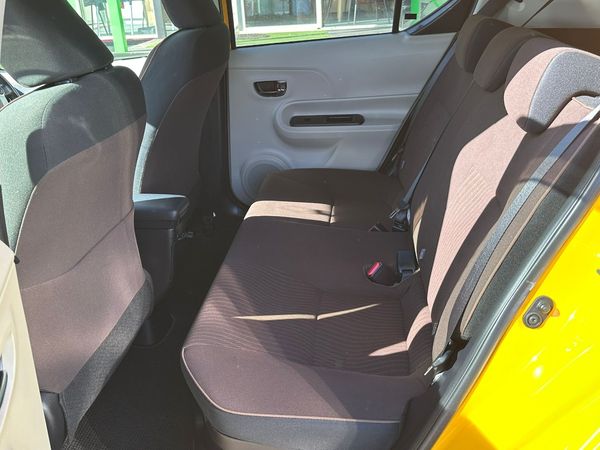 2013 TOYOTA AQUA G PACKAGE Carousel 7