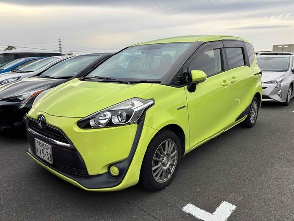 2016 TOYOTA SIENTA G HYBRID Carousel 2