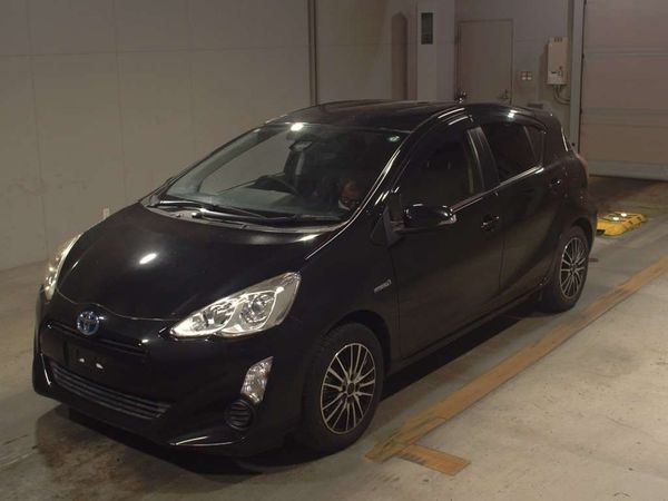 2017 TOYOTA AQUA S