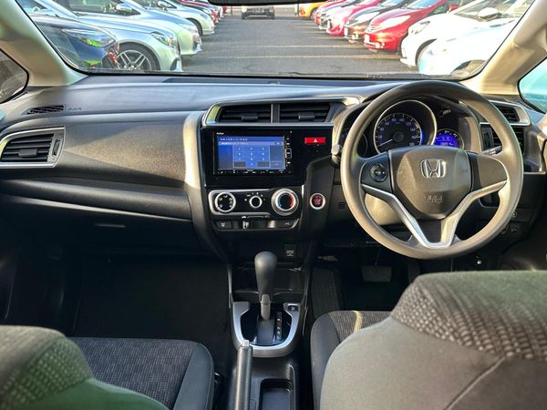 2014 HONDA FIT 13G PACKAGE Carousel 6