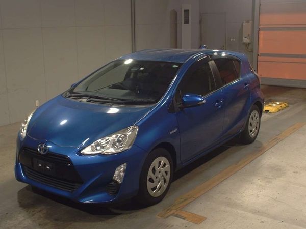 2016 TOYOTA AQUA S