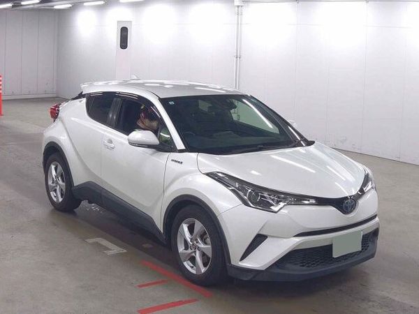 2017 TOYOTA C-HR S HYBRID Carousel 1