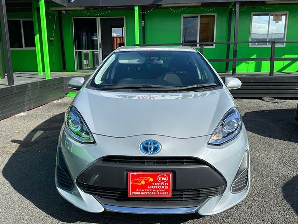 2021 TOYOTA AQUA HYBRID Carousel 2