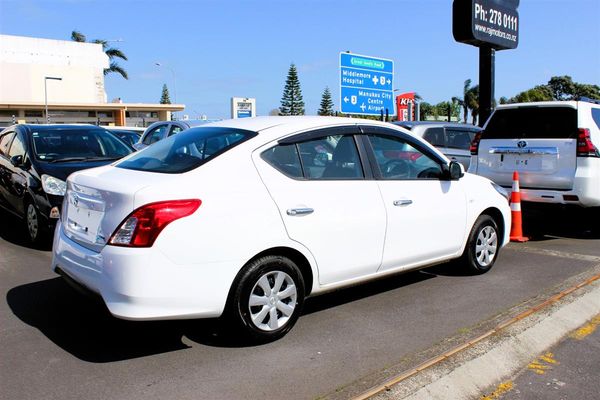 2016 Nissan Latio iStop Carousel 3