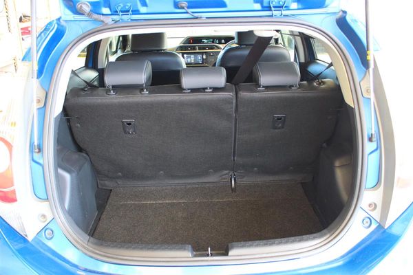 2014 Toyota Aqua G Leather Push Start Carousel 12