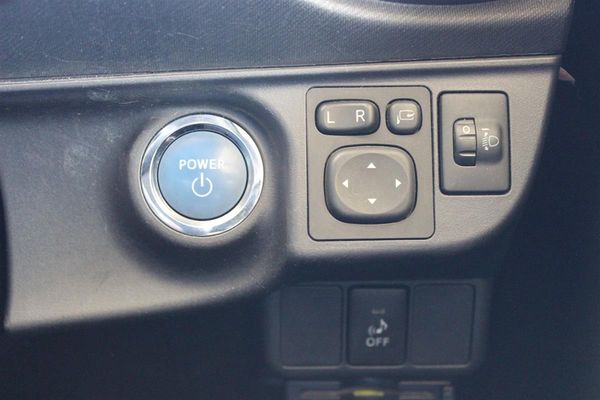 2014 Toyota Aqua G Leather Push Start Carousel 15