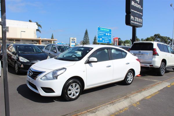 2016 Nissan Latio iStop Carousel 6