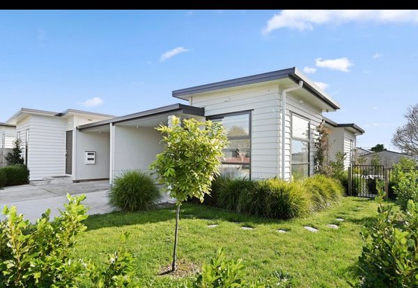 1/2 Searancke Place , Fairfield