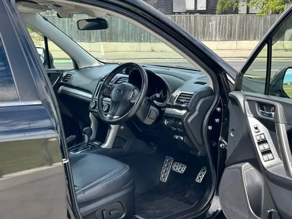 2013 Subaru Forester 2.0XT eyesight 4WD Carousel 7